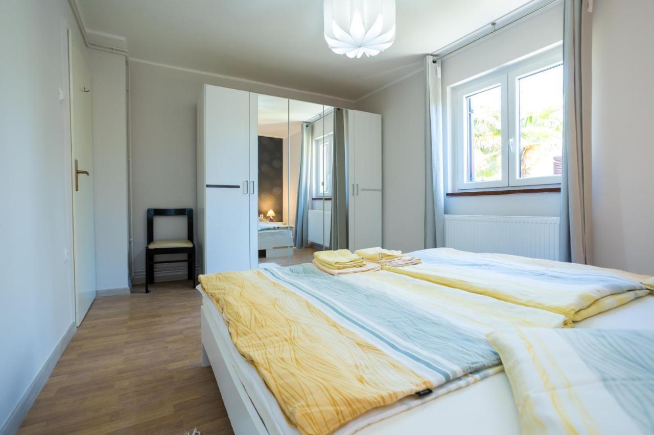 Appartamento Apartman Marija Njivice Esterno foto