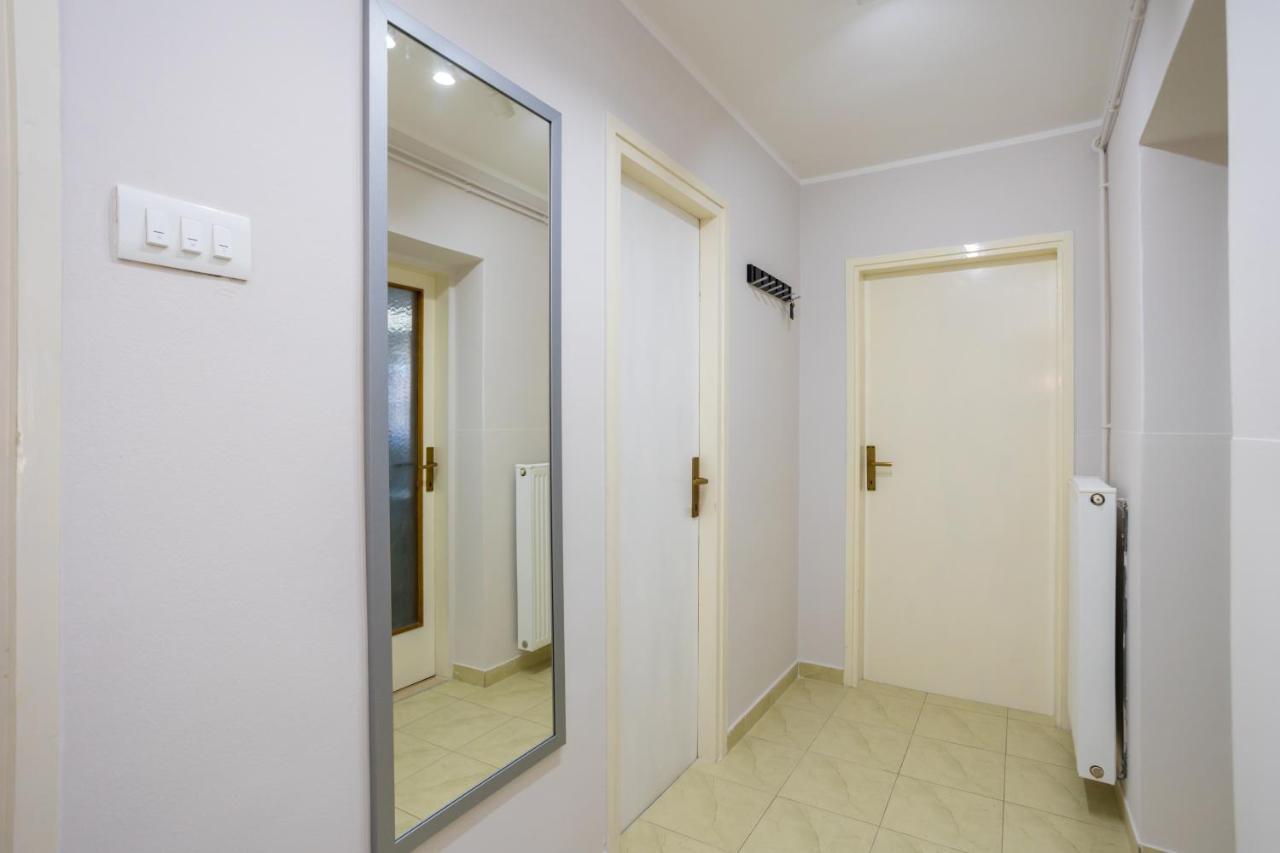 Appartamento Apartman Marija Njivice Esterno foto